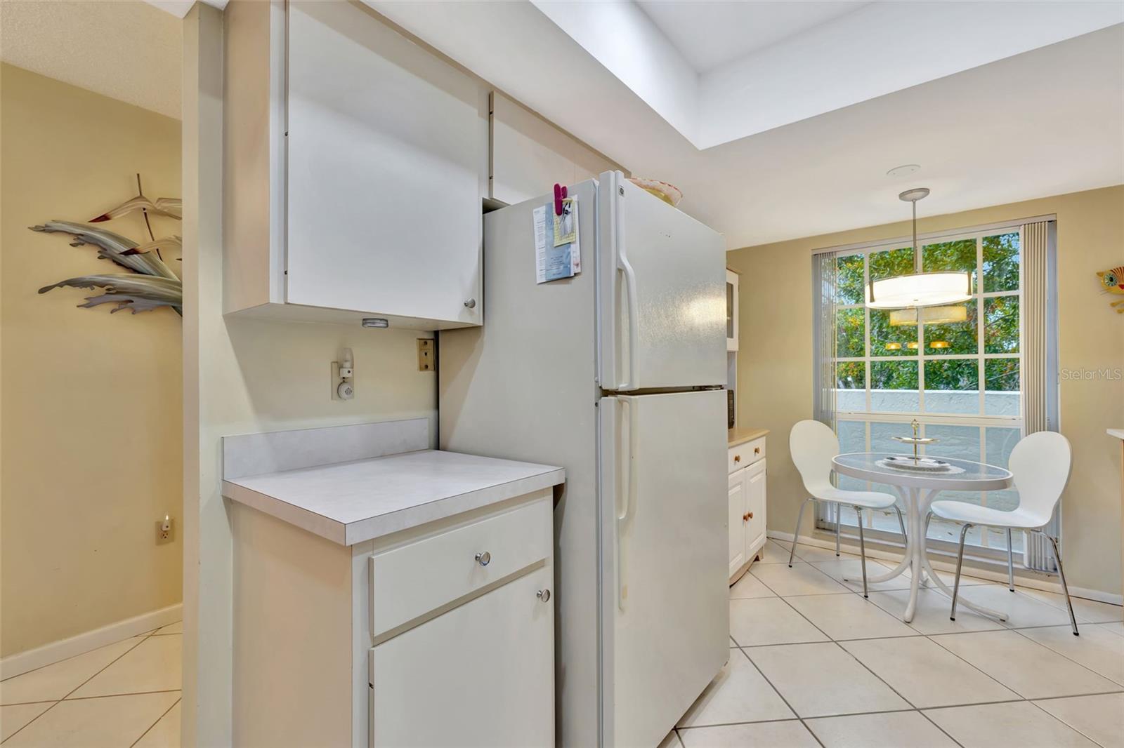 WEDGEWOOD LAKE - Residential