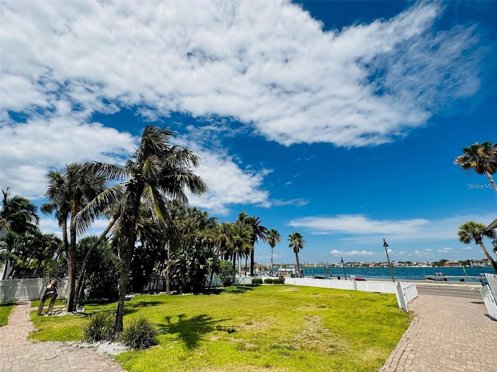 MOREY BEACH - Commercial Sale