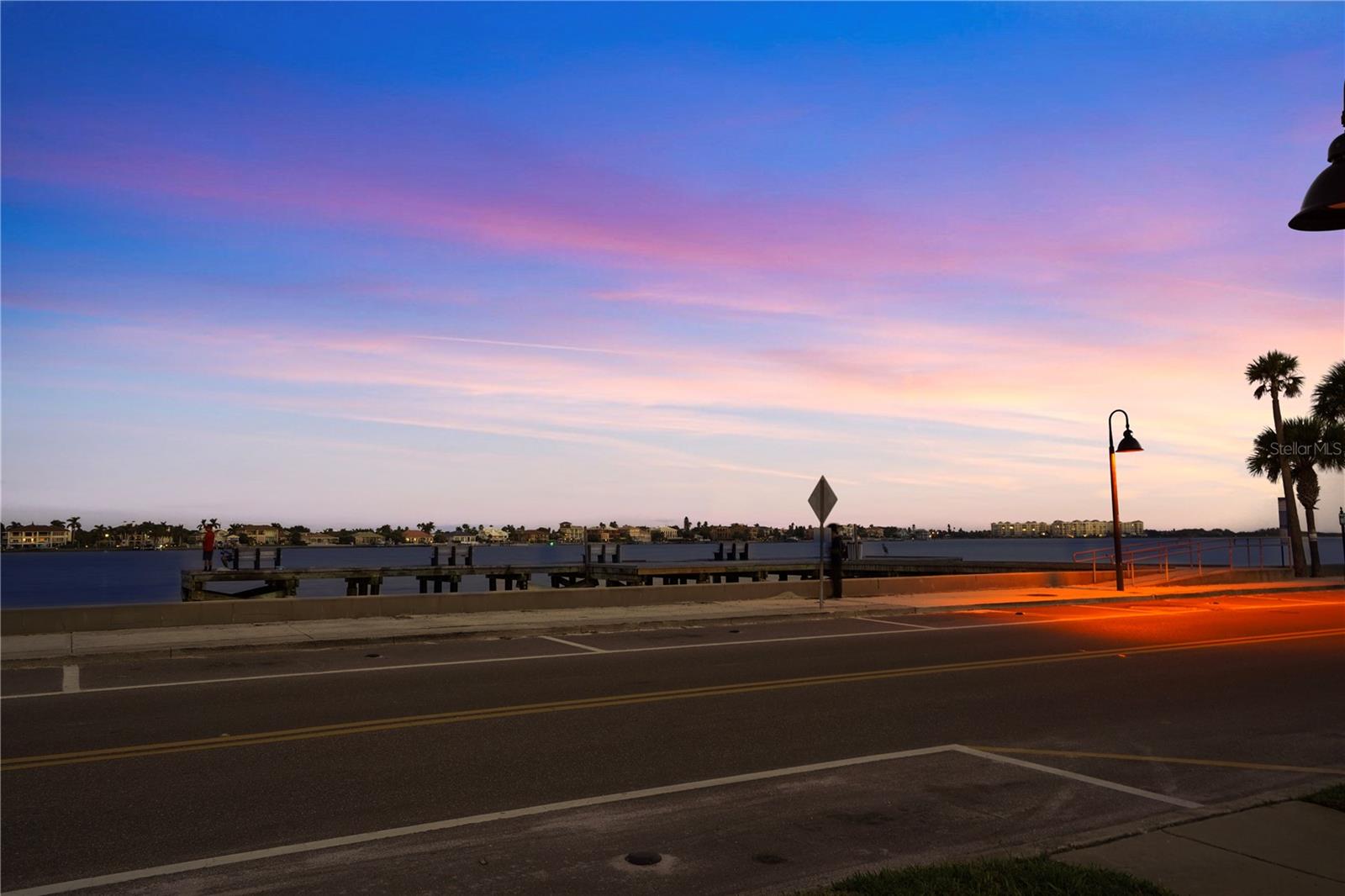 MOREY BEACH - Commercial Sale