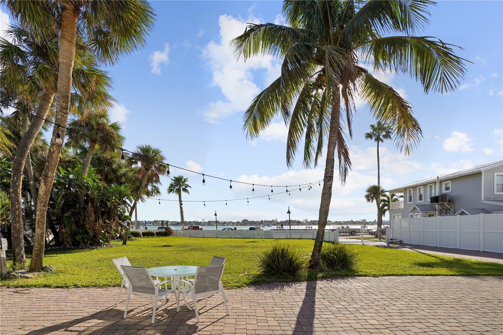 MOREY BEACH - Commercial Sale