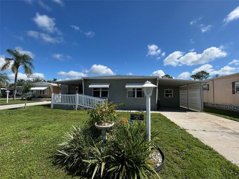 Photo of 921 Faith Circle E #65, Bradenton, FL 34212 (MLS # A4666879)