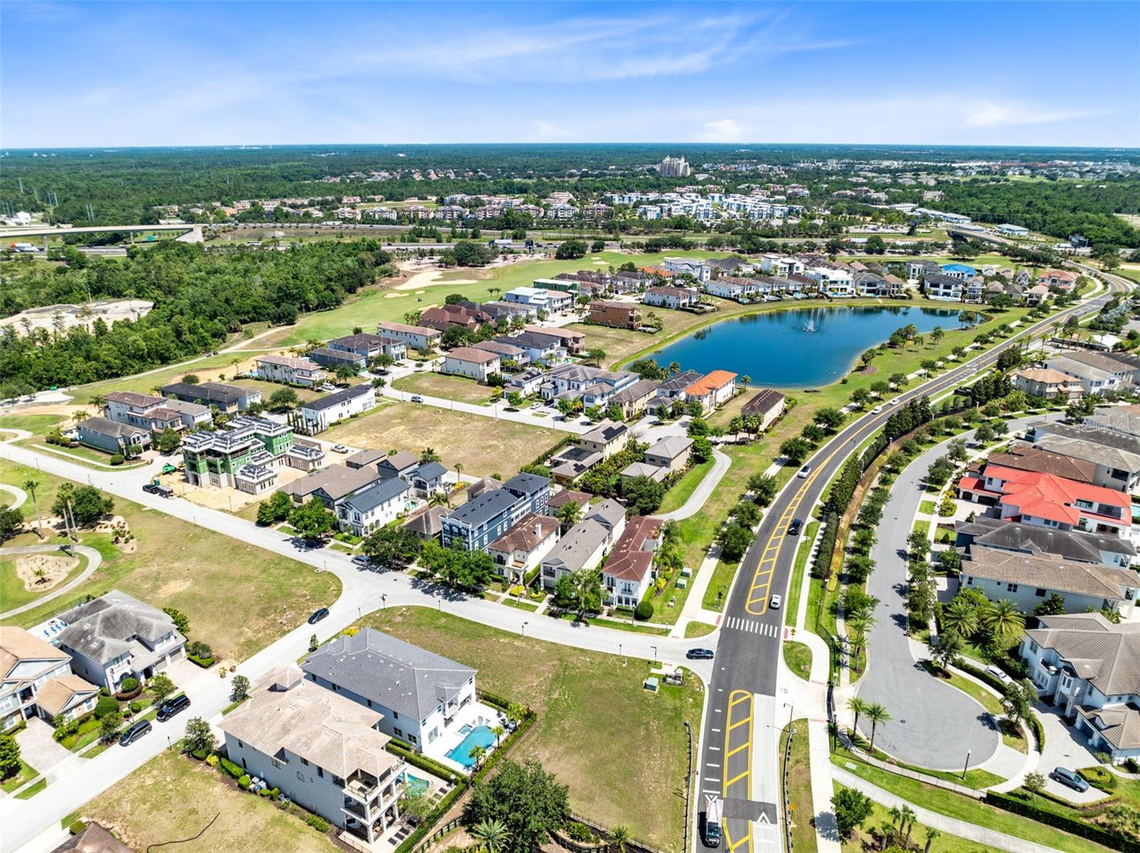 REUNION WEST VLGS NORTH - Residential