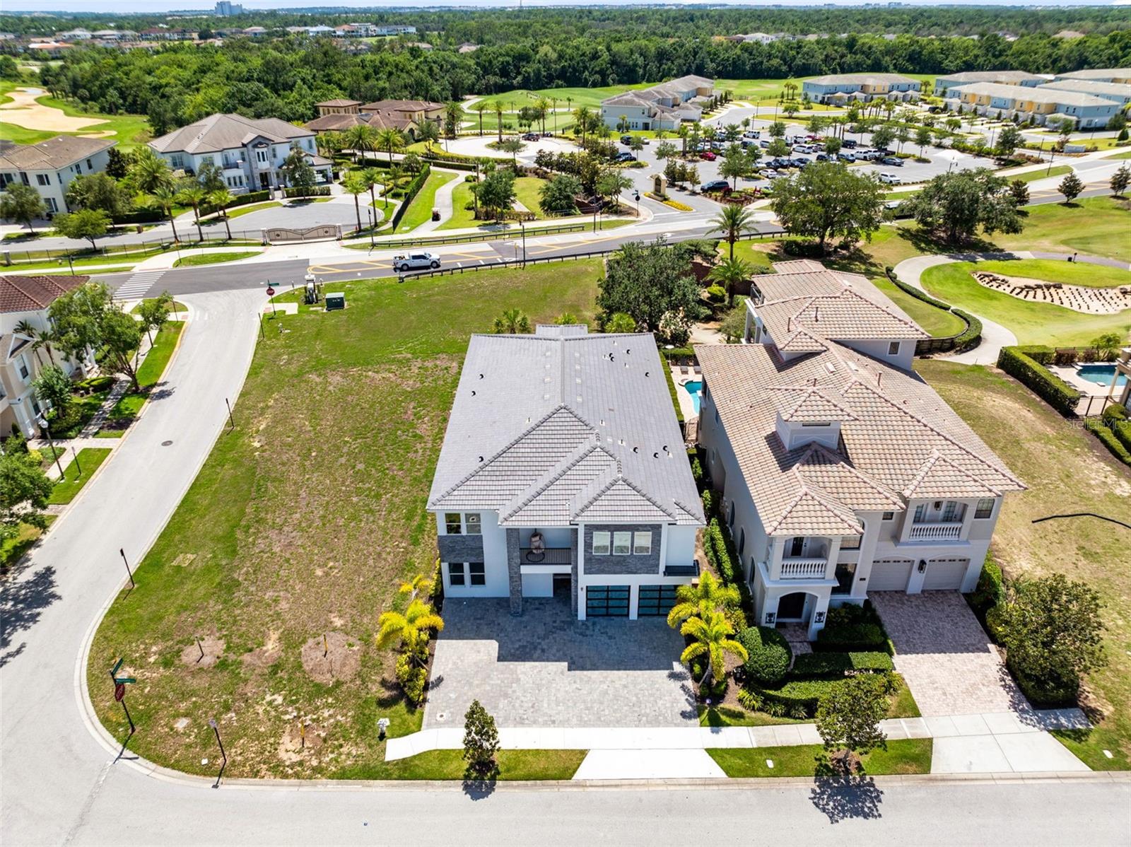 REUNION WEST VLGS NORTH - Residential