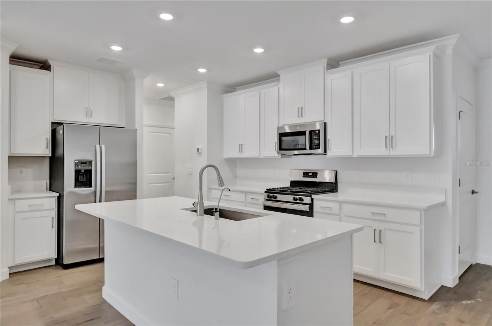 FOREST BROOKE ACTIVE ADULT PH - Residential