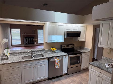 Tiny photo for 2315 SE 19th Circle, Ocala, FL 34471 (MLS # OM721989)