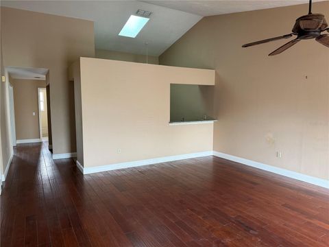 Tiny photo for 2315 SE 19th Circle, Ocala, FL 34471 (MLS # OM721989)