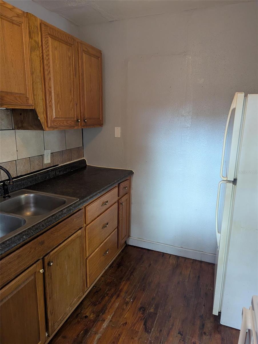 EDGEWOOD - Residential Income