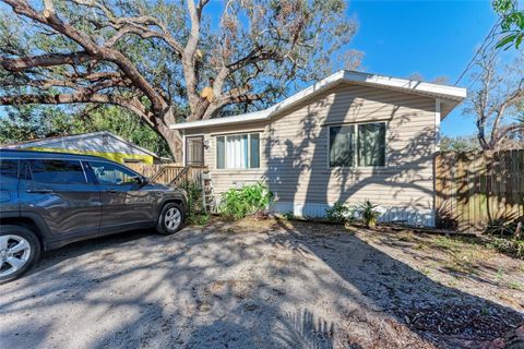 Photo of 2005 12th Street W, Bradenton, FL 34205 (MLS # A4663107)