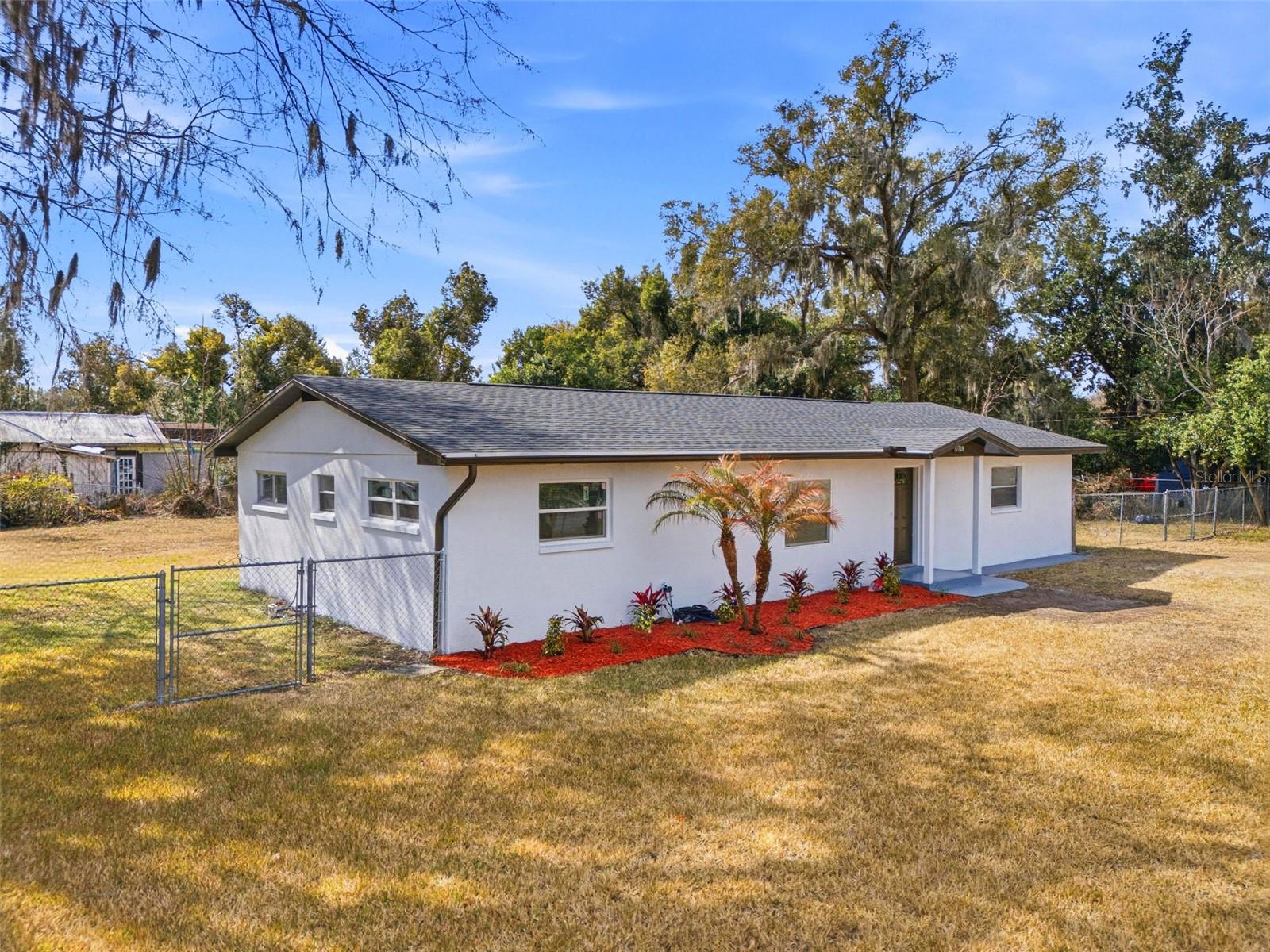 MCLROY SUB - Residential