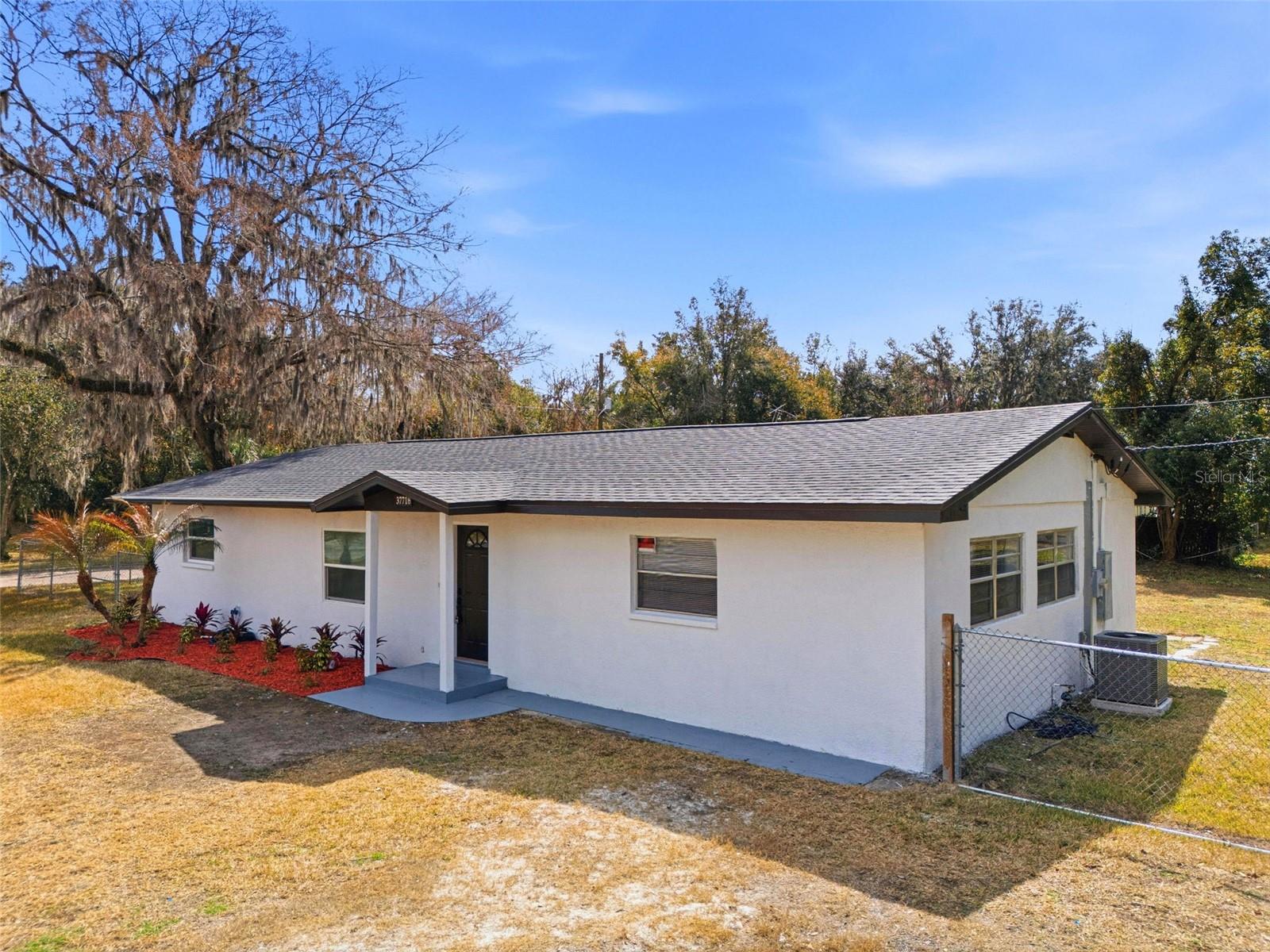 MCLROY SUB - Residential