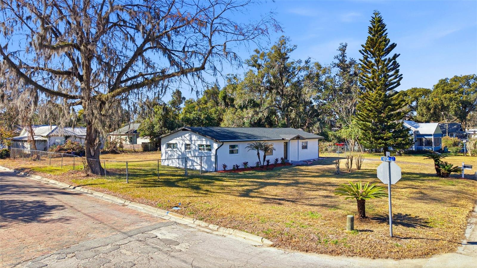 MCLROY SUB - Residential