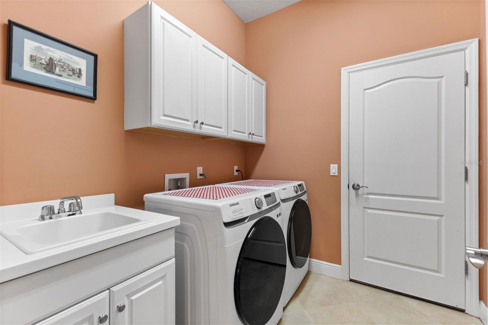 WOODLAND TRACE - Residential