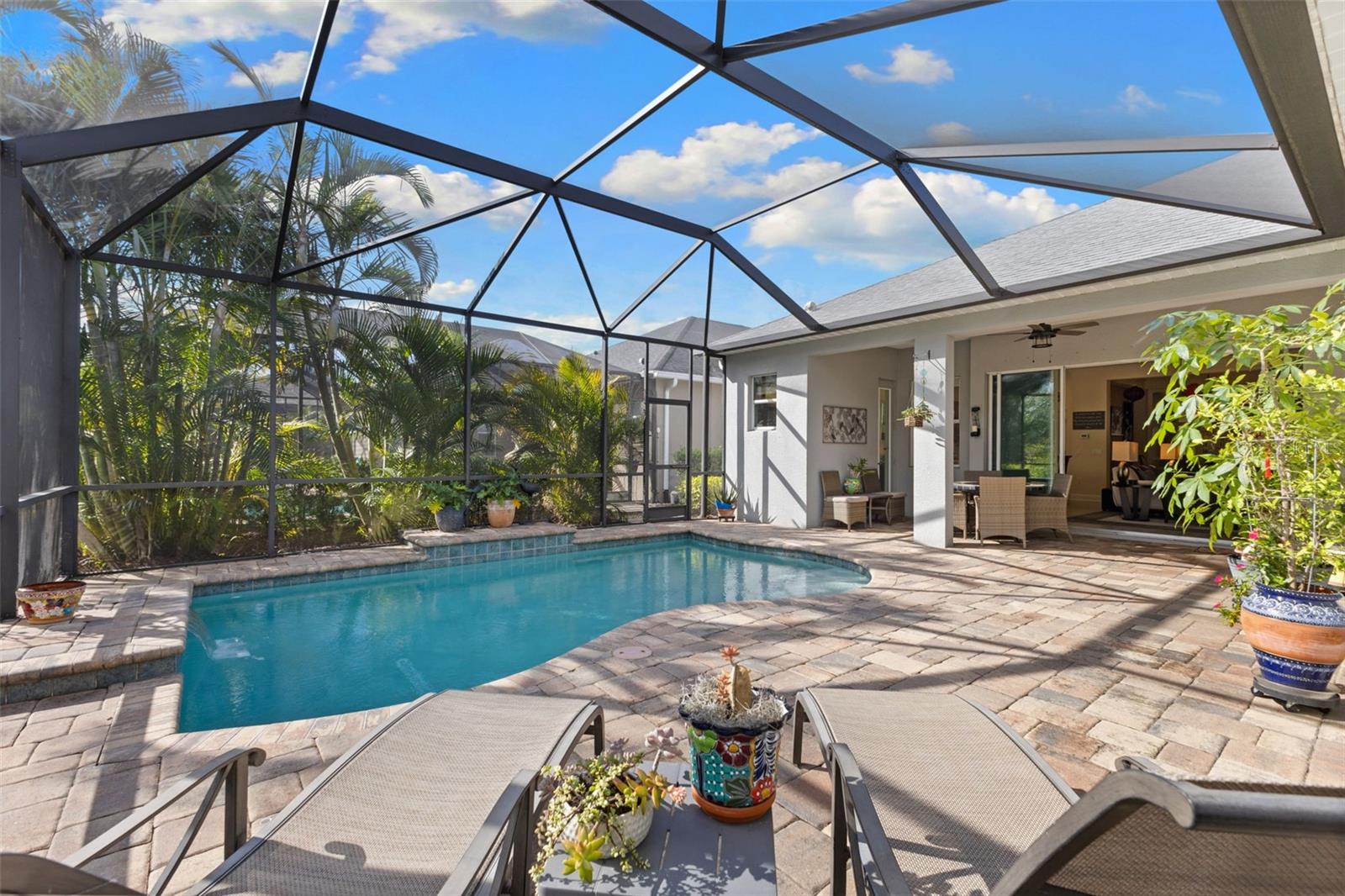 WOODLAND TRACE - Residential