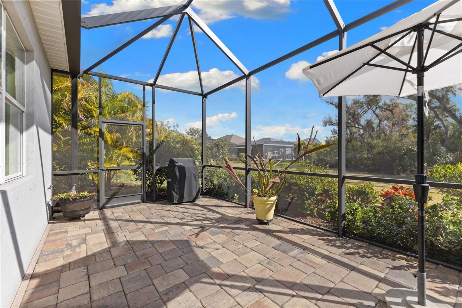 WOODLAND TRACE - Residential