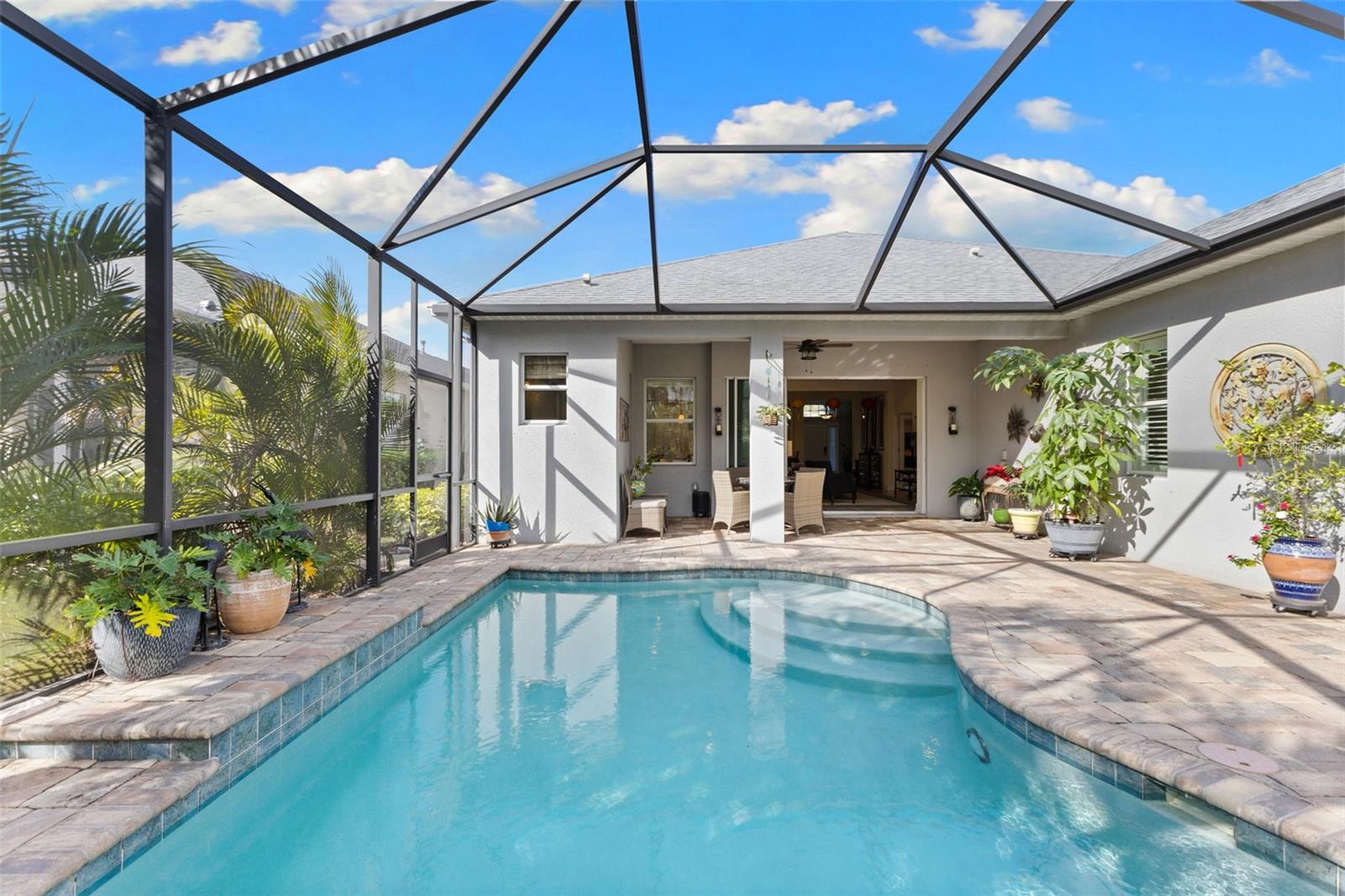 WOODLAND TRACE - Residential