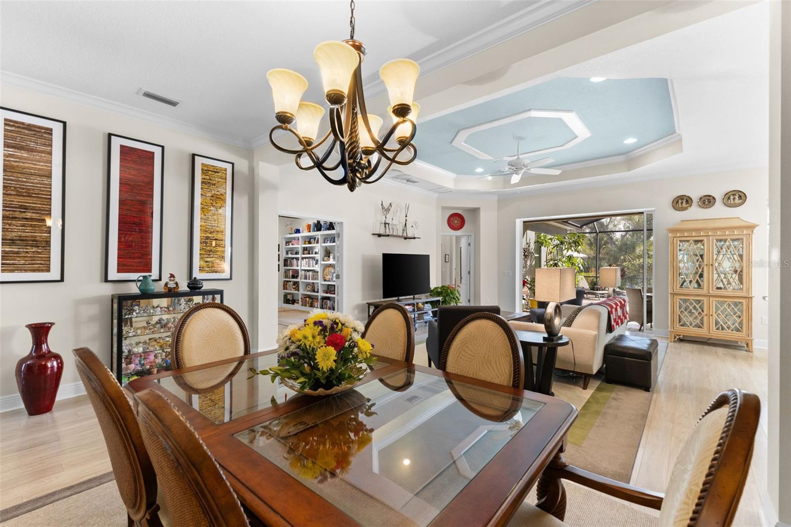 WOODLAND TRACE - Residential