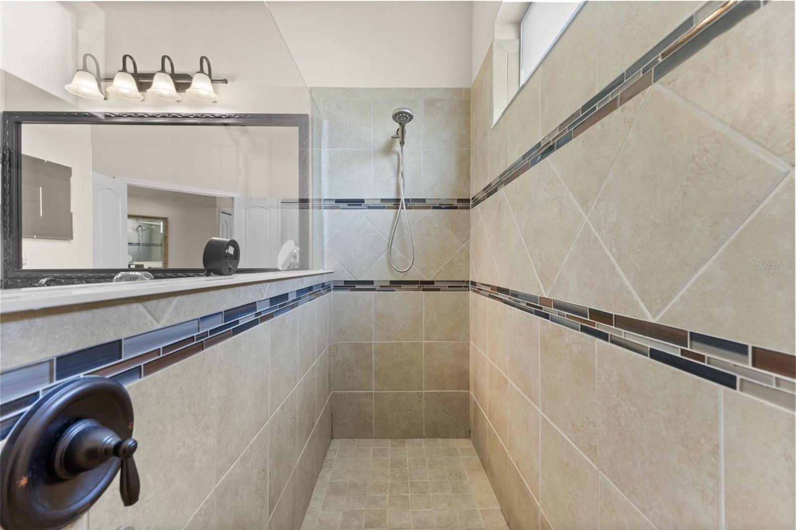 WOODLAND TRACE - Residential