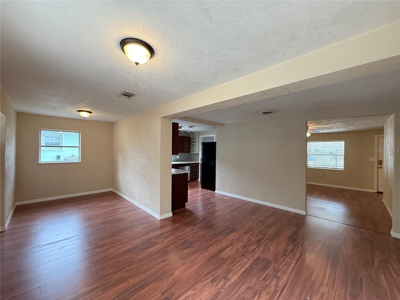 POINTER 01 - Residential