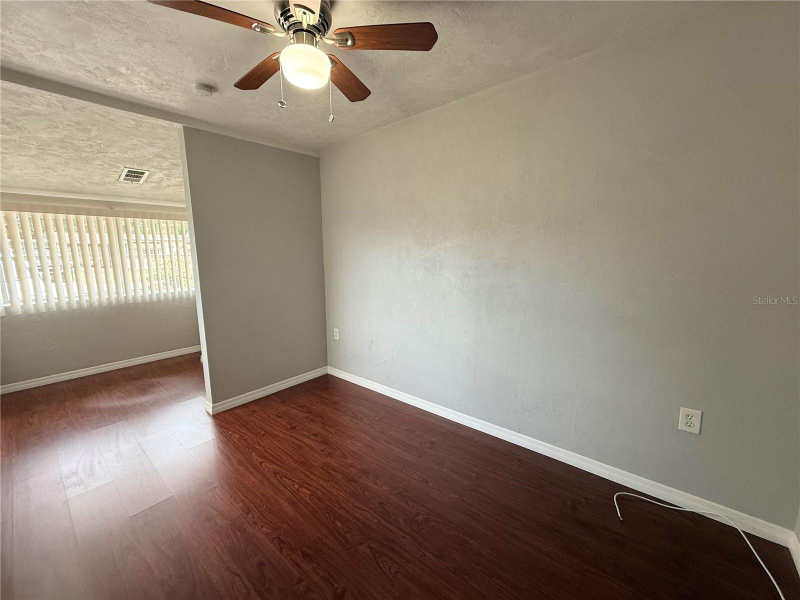 POINTER 01 - Residential