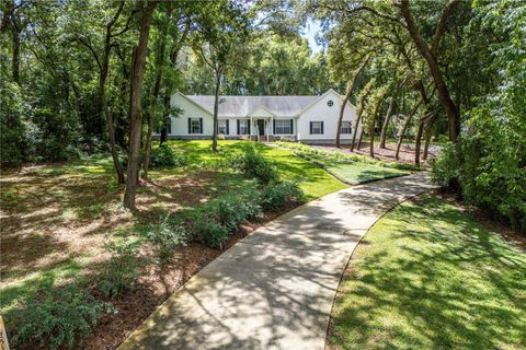 A home in MOUNT DORA