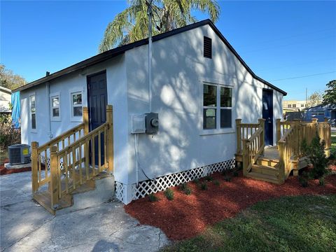 Photo of 1000 35th Street, Orlando, FL 32805 (MLS # O6346795) Photo of 1000 35th Street, Orlando, FL 32805 (MLS # O6346795)