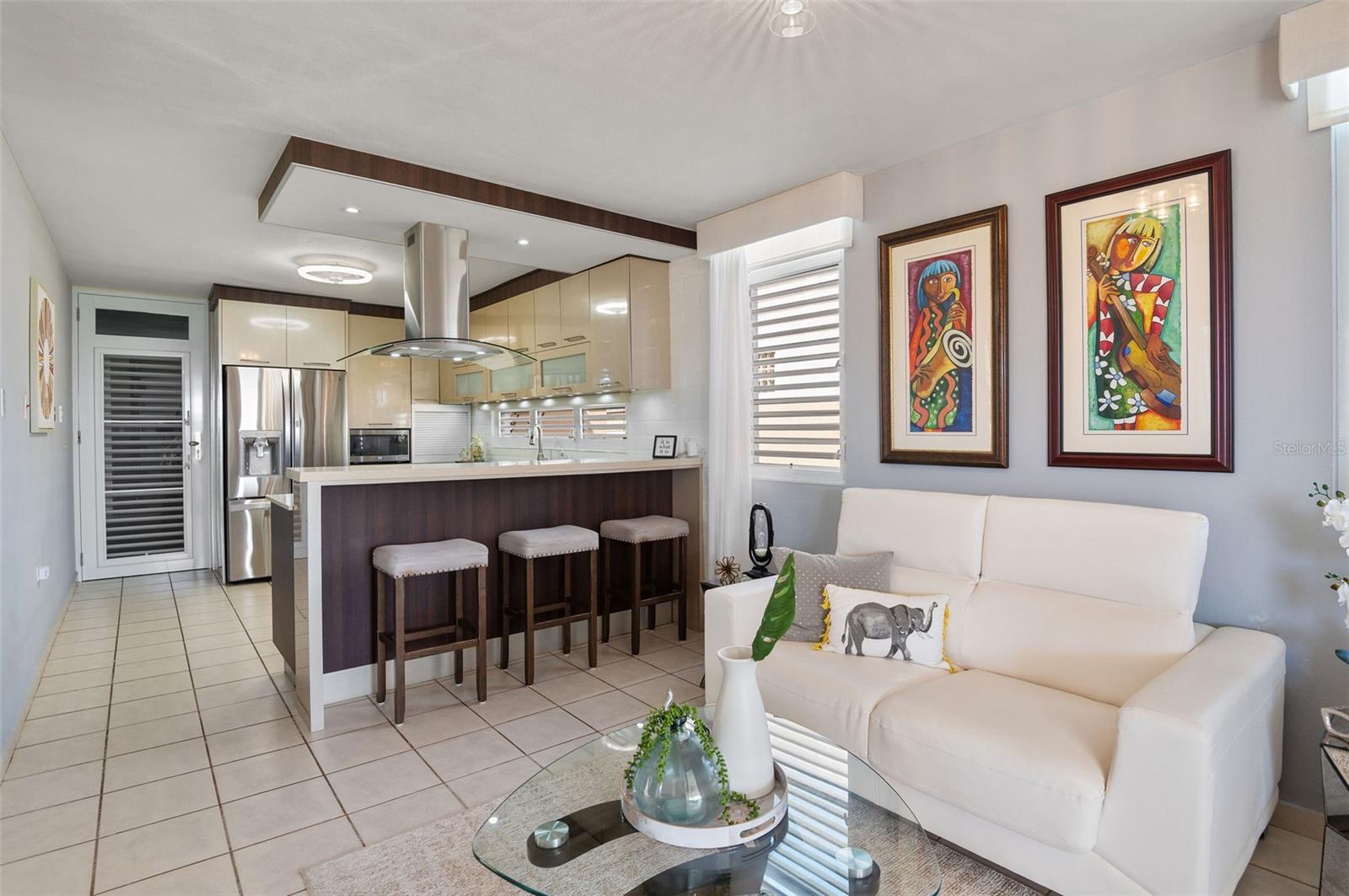 URB. MIRADERO - Residential