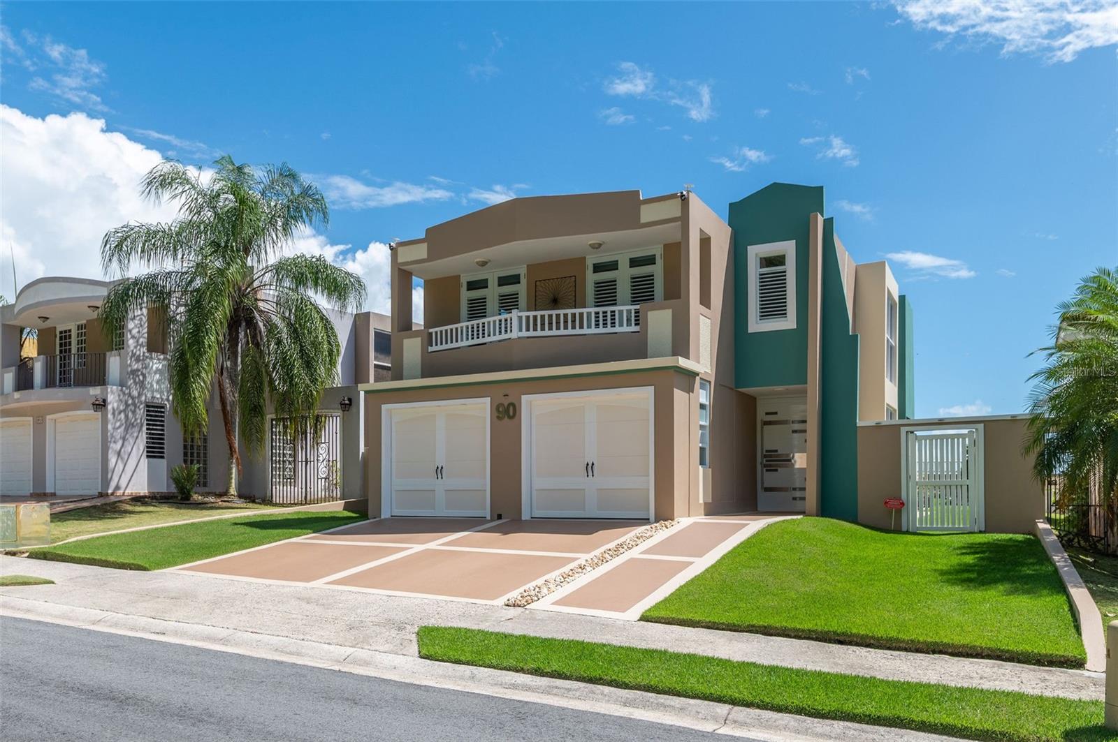 URB. MIRADERO - Residential