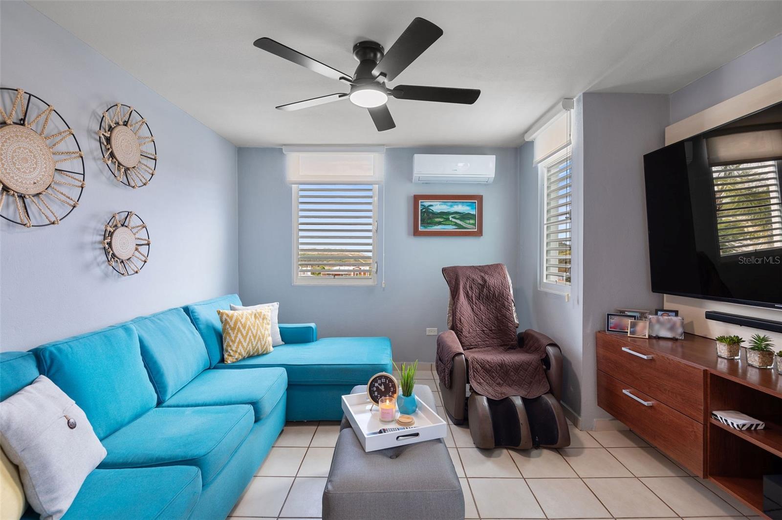 URB. MIRADERO - Residential