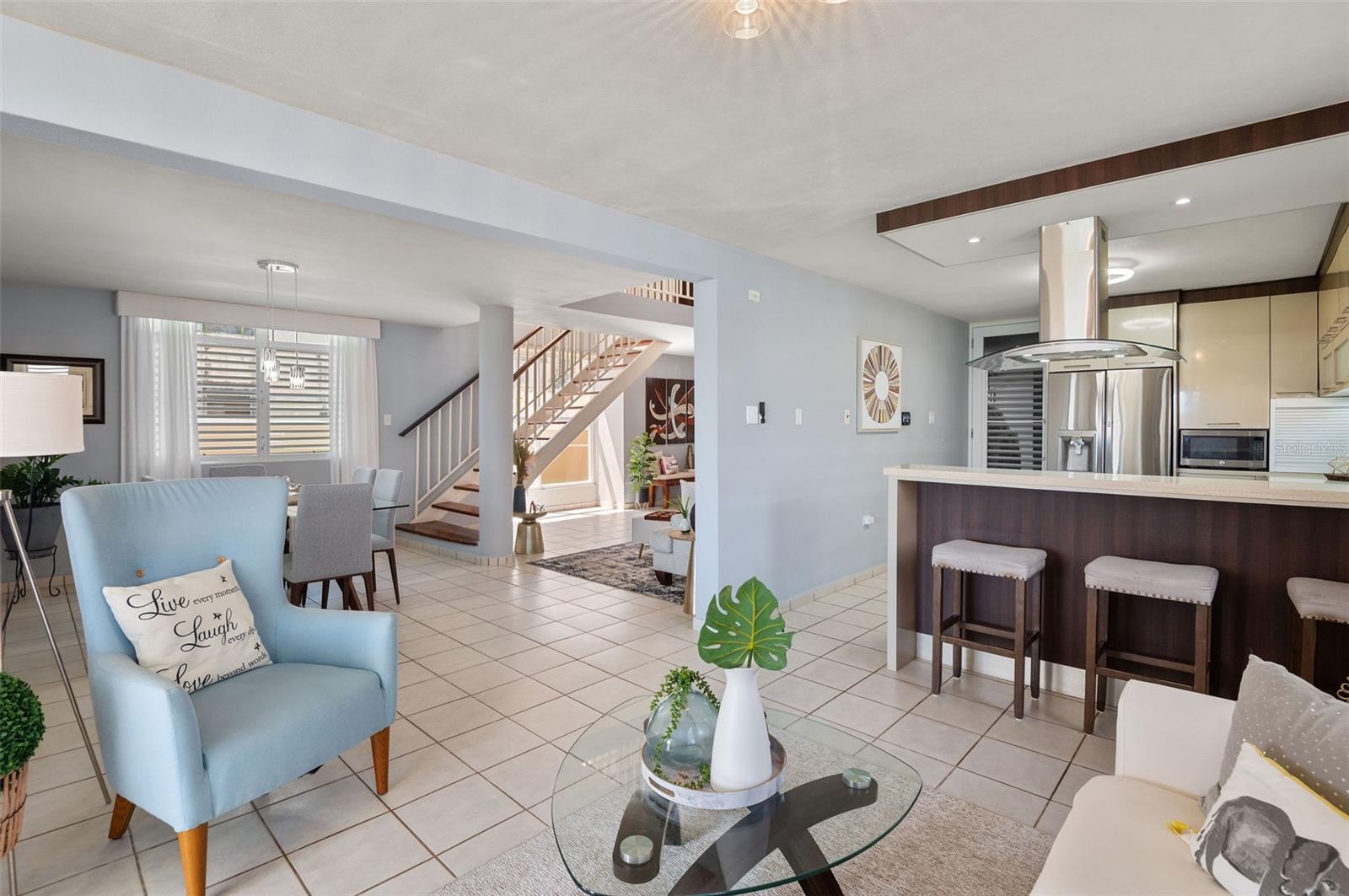 URB. MIRADERO - Residential