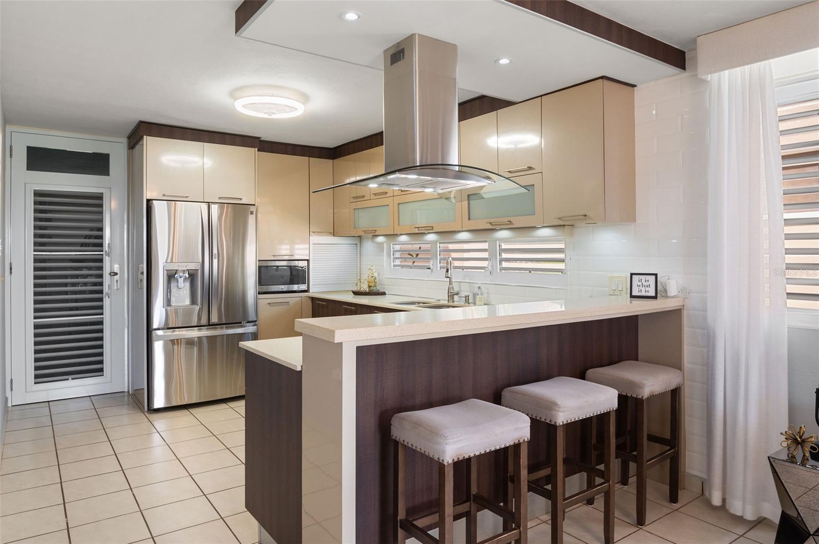 URB. MIRADERO - Residential