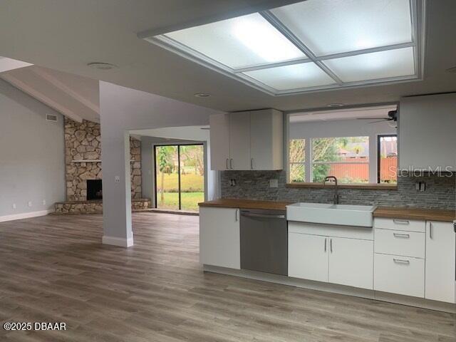 PELICAN BAY - Residential