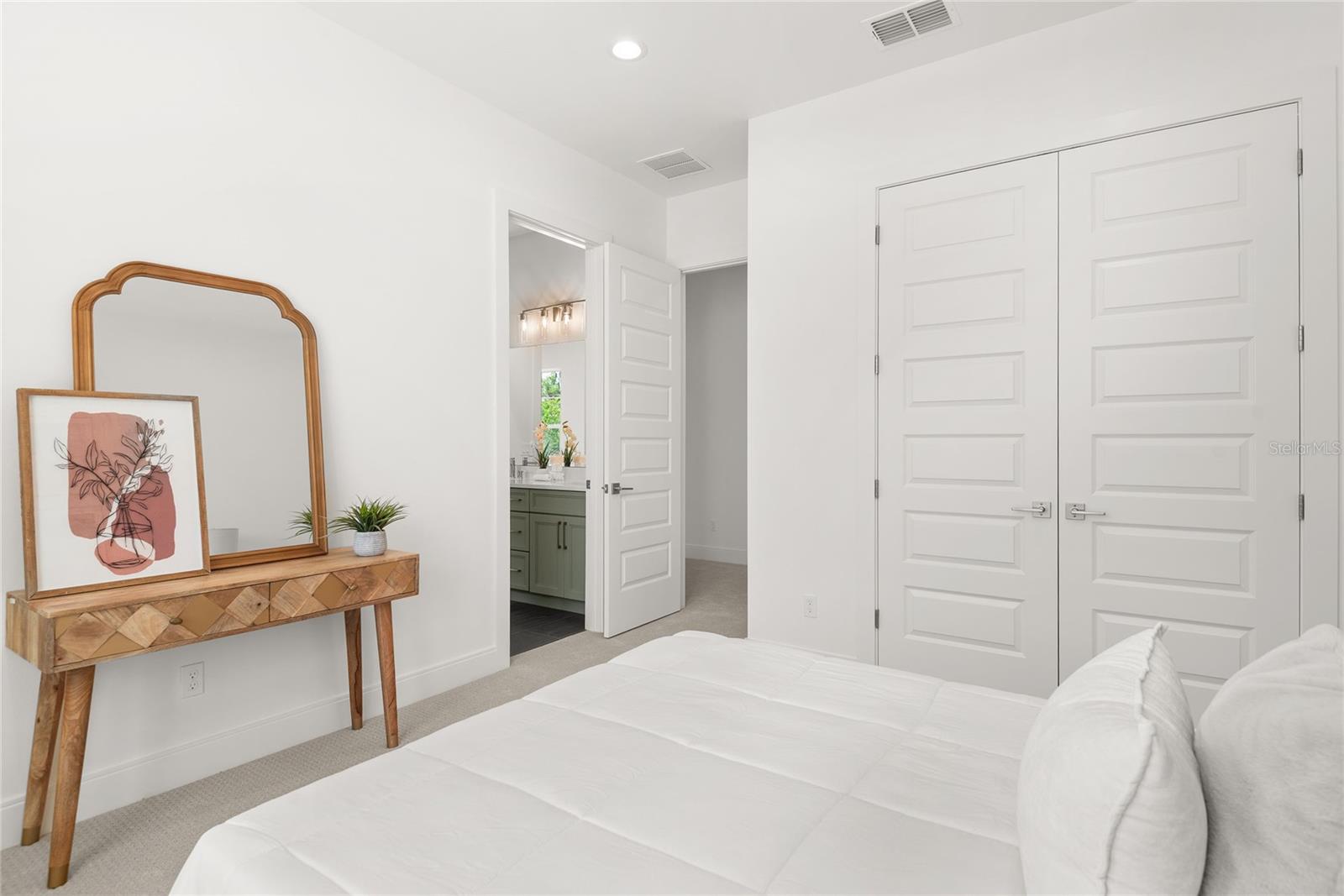 SYLVAN ESTATES - Residential