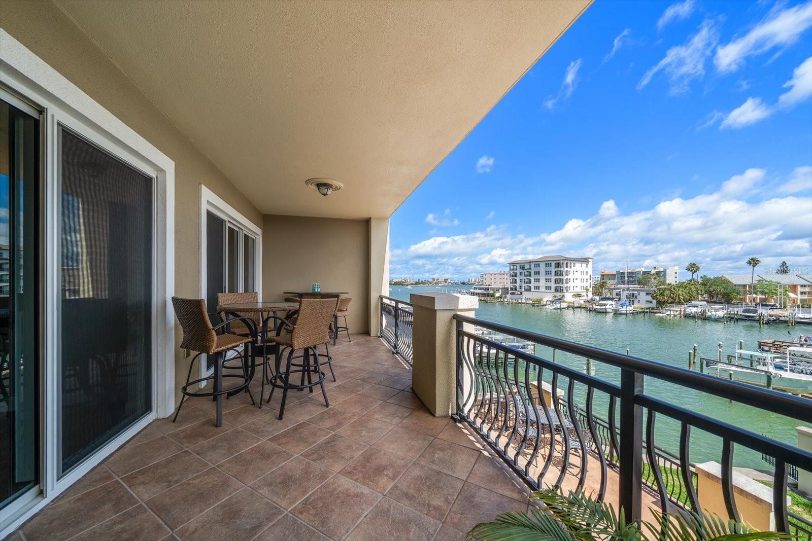 202 WINDWARD PASSAGE 304