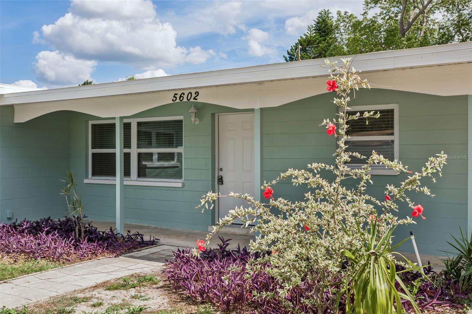 5602 OCEANIC ROAD