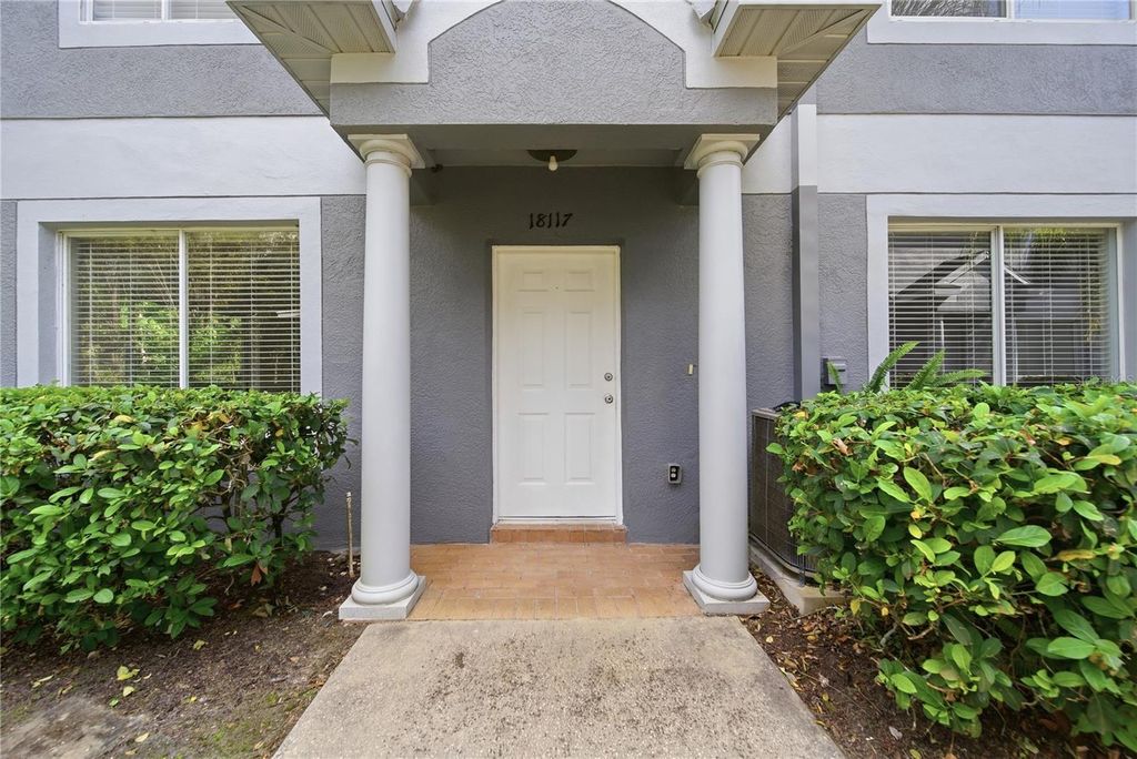 Photo of 18117 Paradise Point Drive, Tampa, FL 33647 (MLS # TB8503202)