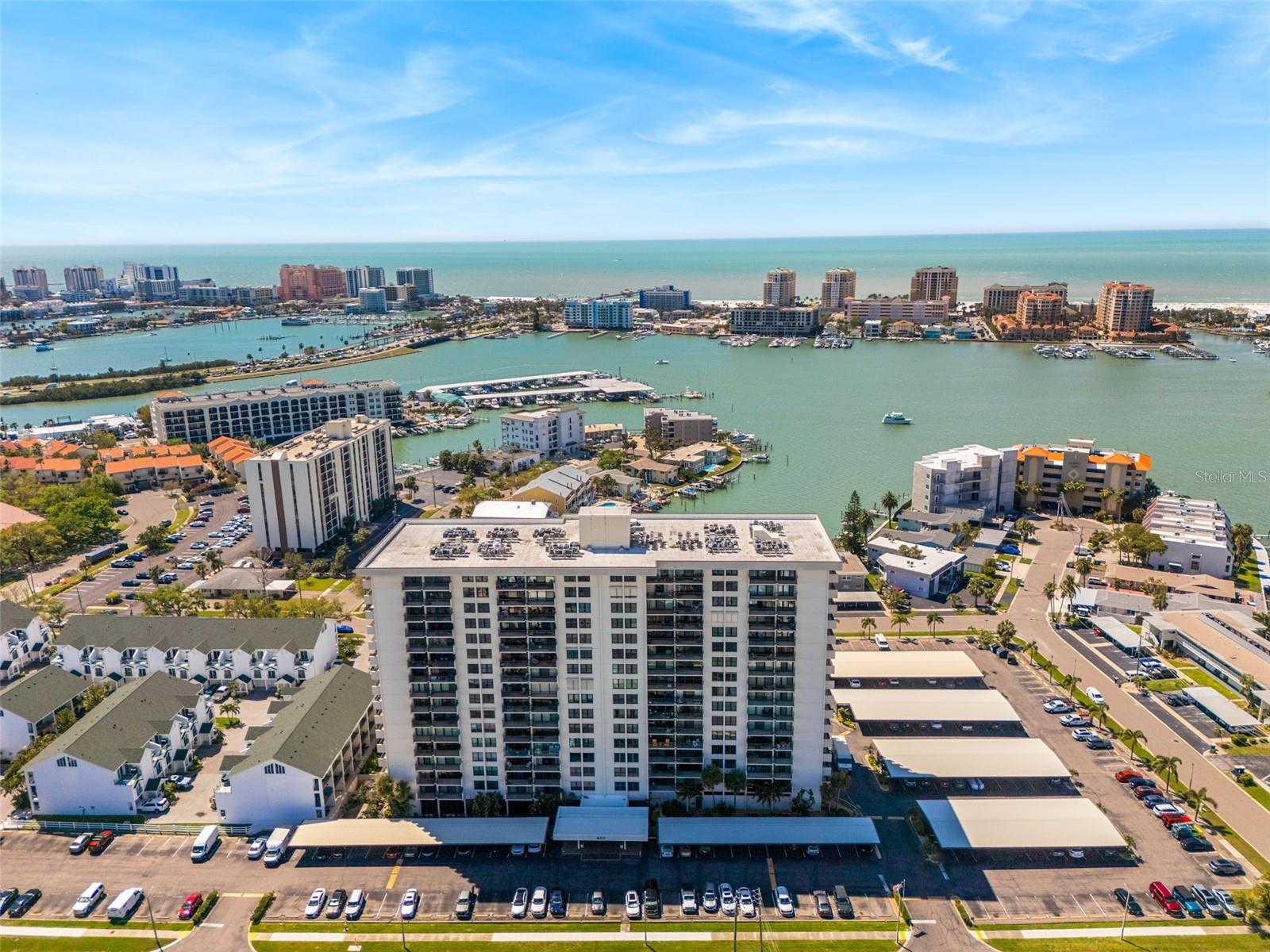 STARBOARD TOWER - Residential