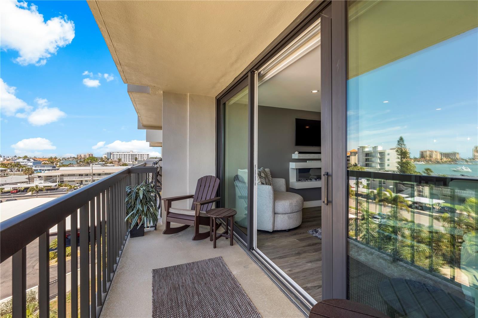 STARBOARD TOWER - Residential