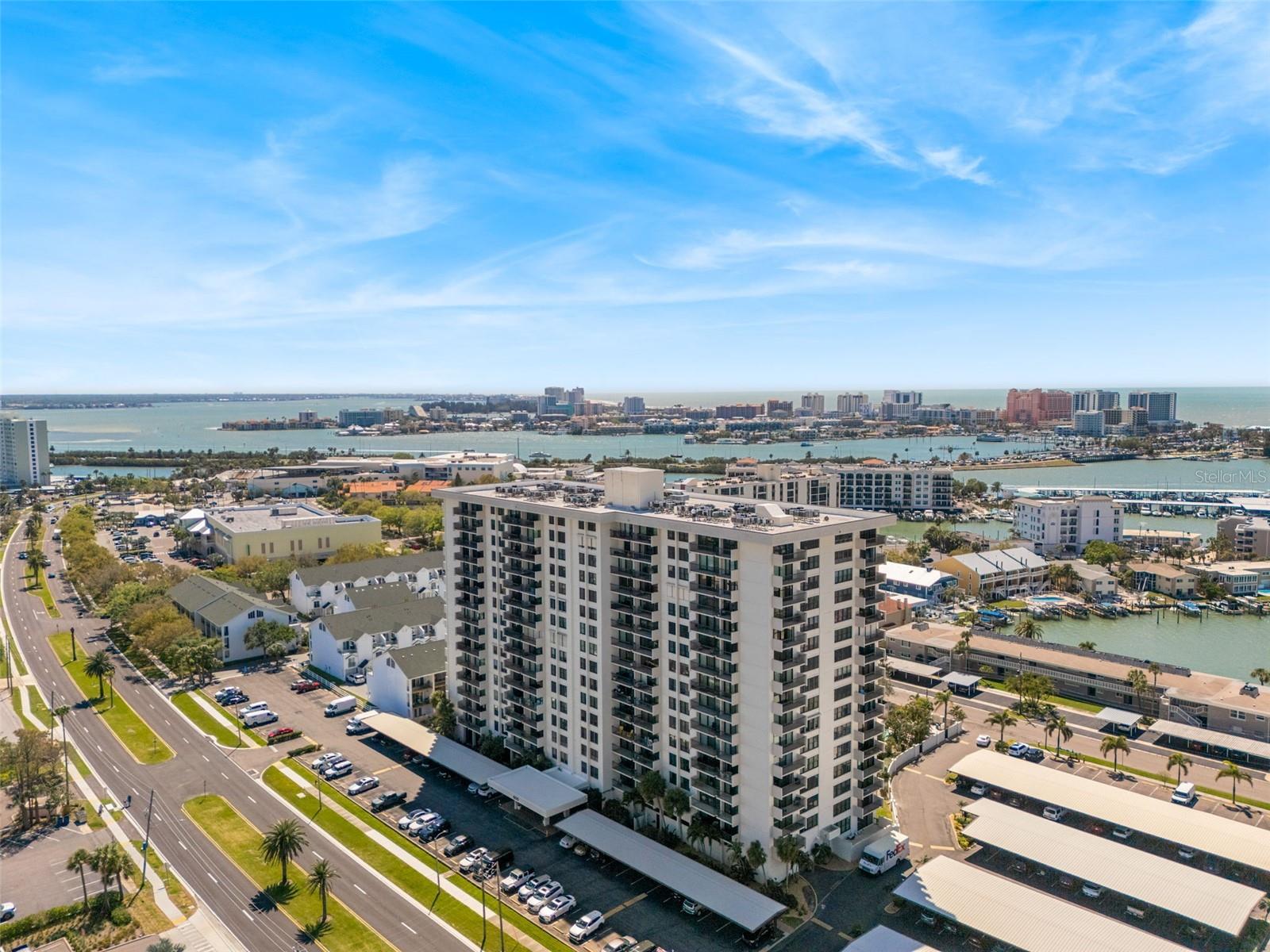 STARBOARD TOWER - Residential
