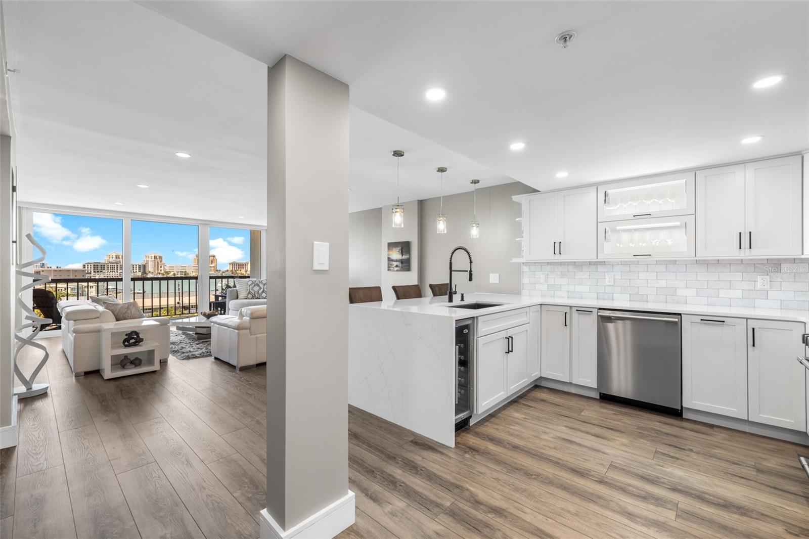 STARBOARD TOWER - Residential