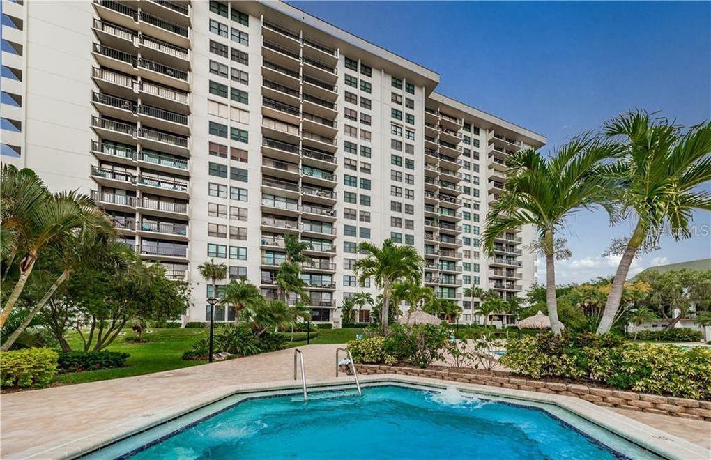 STARBOARD TOWER - Residential