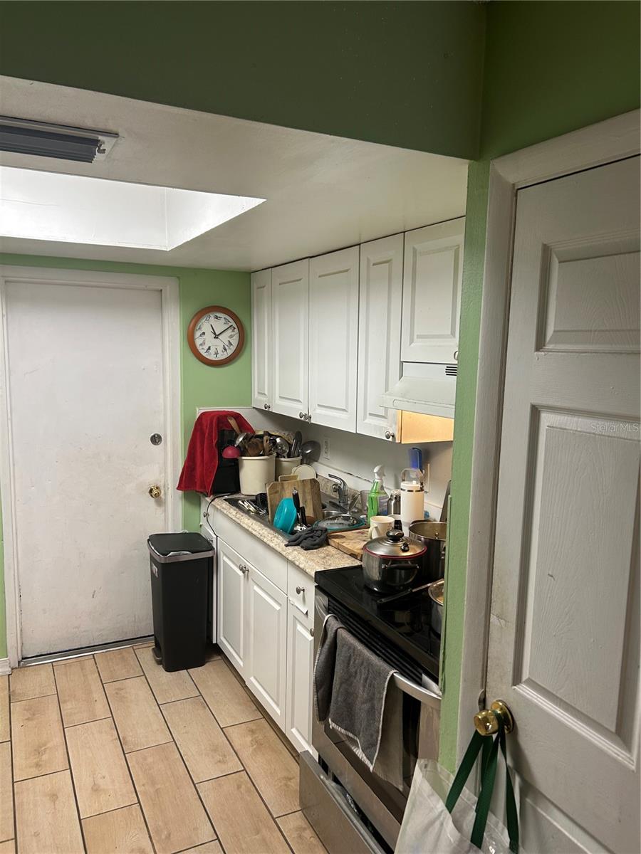 LAKE PALMS SEC 2 - Residential Income