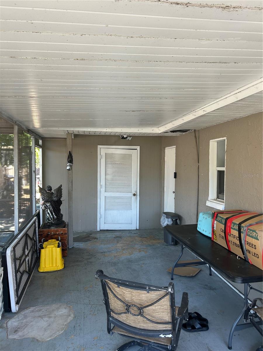 LAKE PALMS SEC 2 - Residential Income