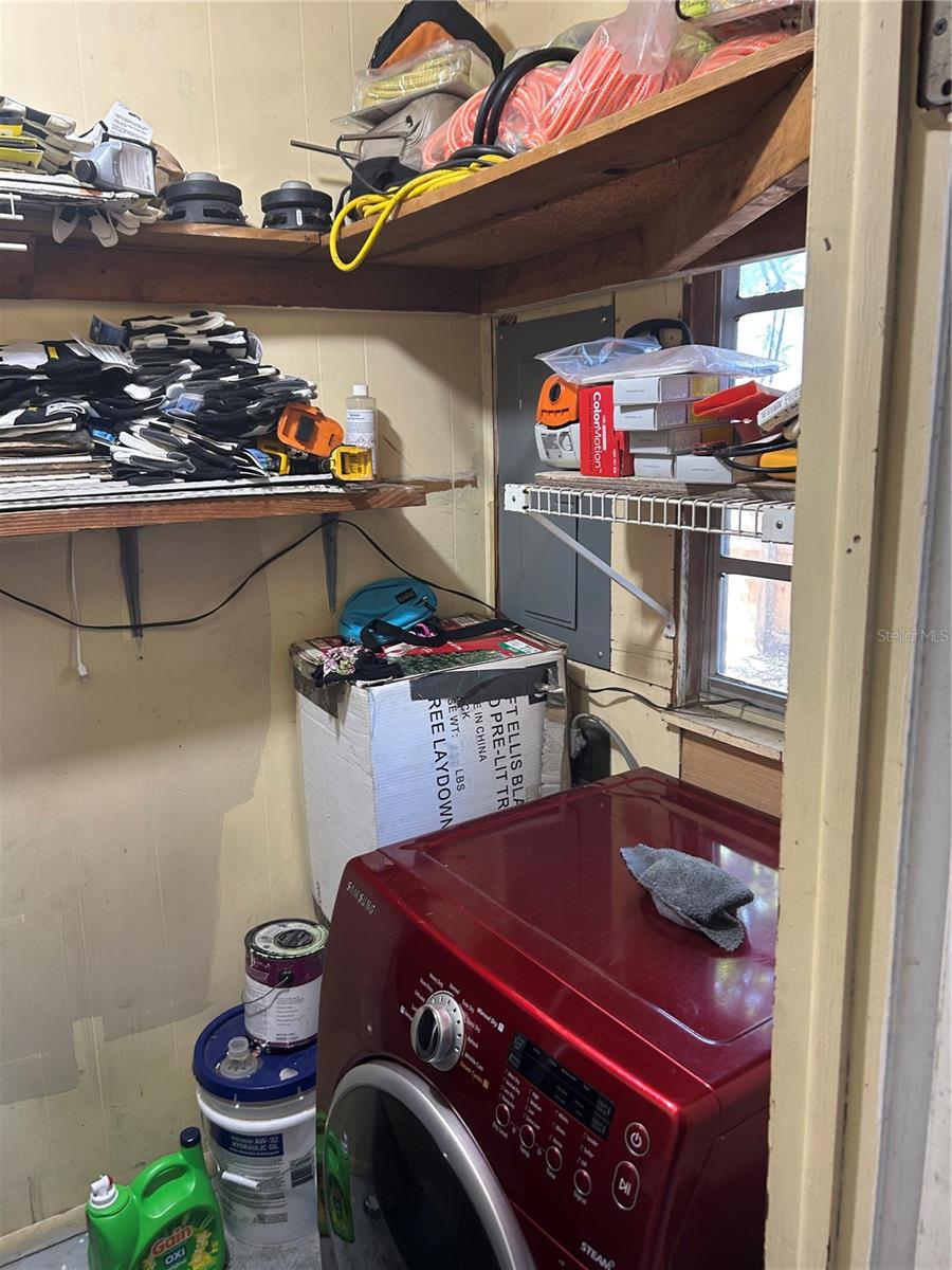 LAKE PALMS SEC 2 - Residential Income