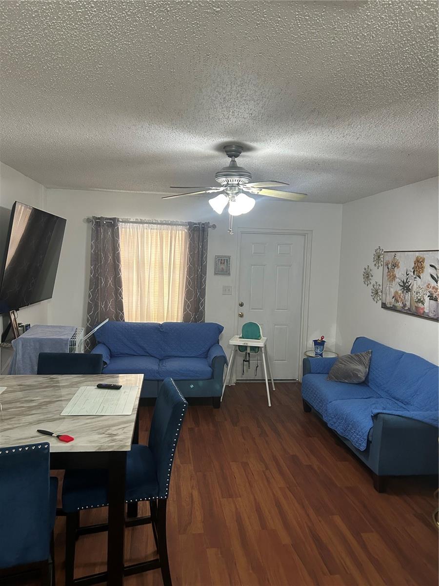 LAKE PALMS SEC 2 - Residential Income