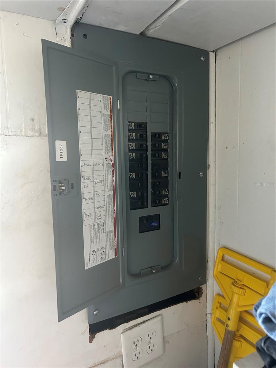 LAKE PALMS SEC 2 - Residential Income