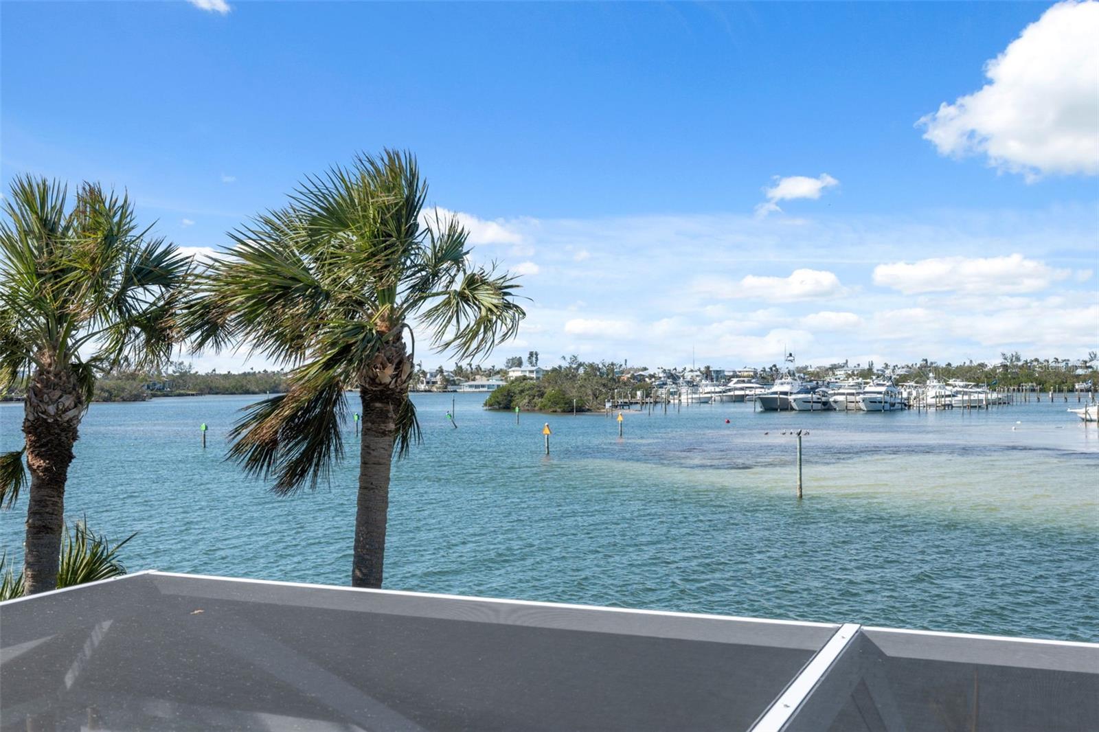 NORTH POINT HARBOUR UNIT THREE - Residential
