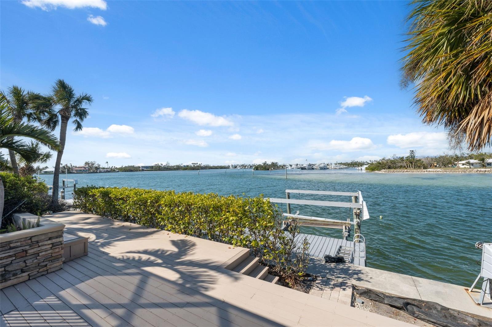 NORTH POINT HARBOUR UNIT THREE - Residential