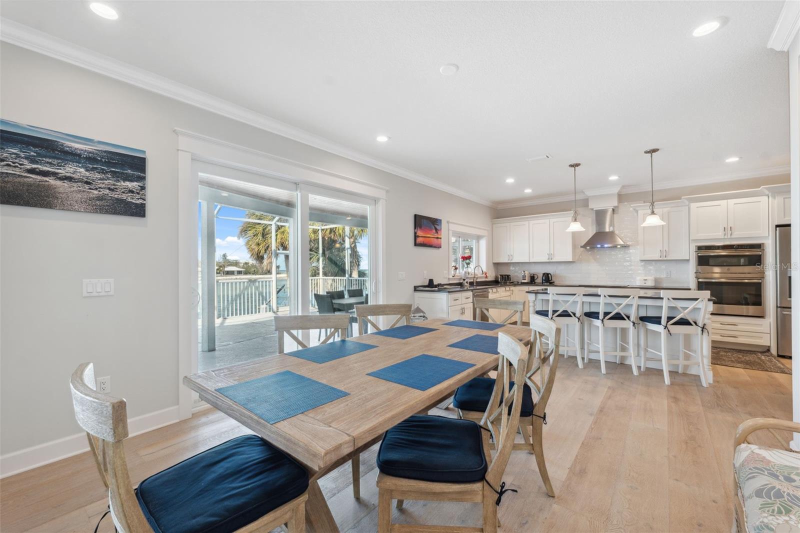 NORTH POINT HARBOUR UNIT THREE - Residential