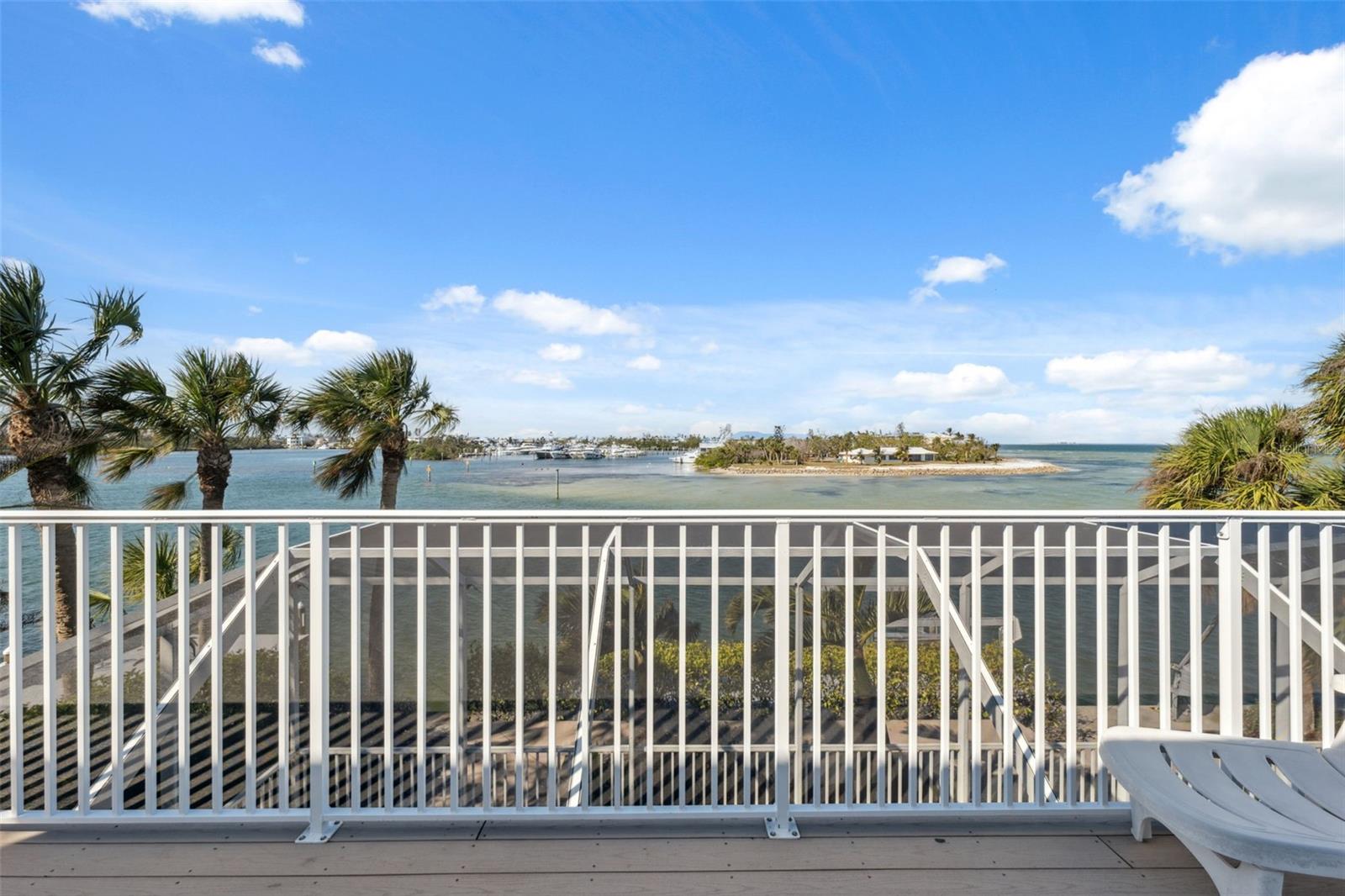 NORTH POINT HARBOUR UNIT THREE - Residential