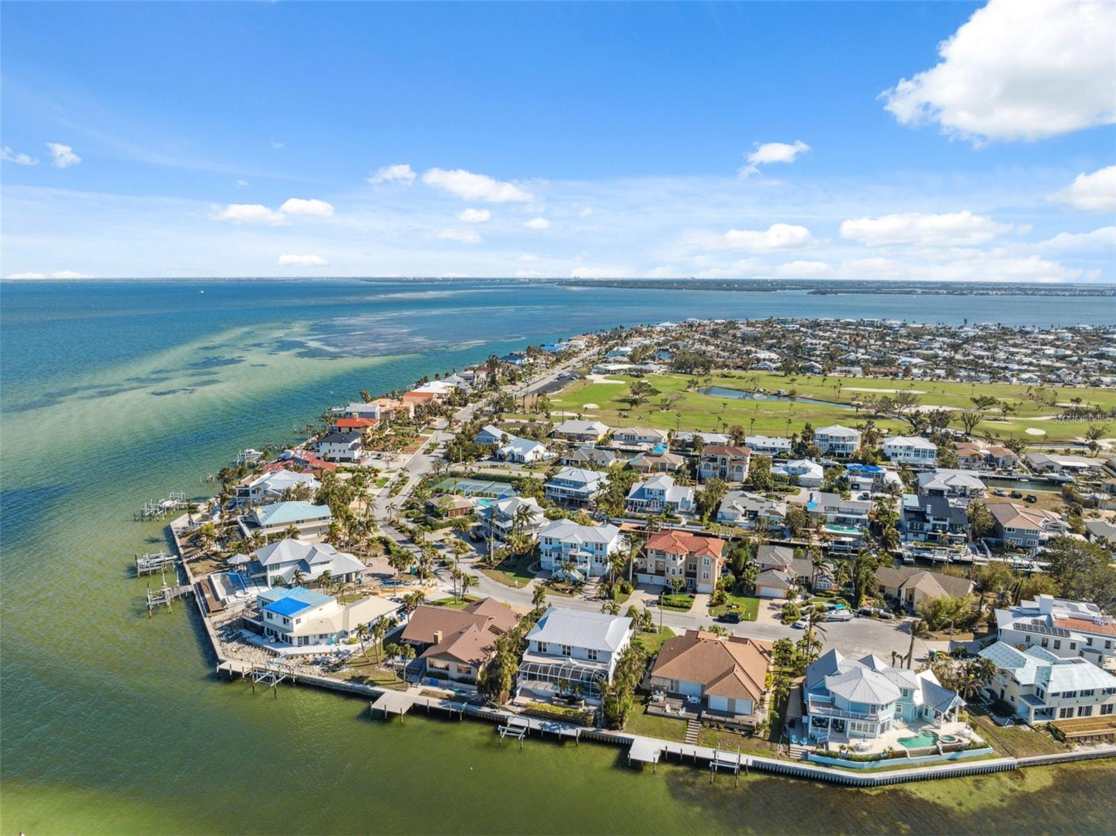 NORTH POINT HARBOUR UNIT THREE - Residential